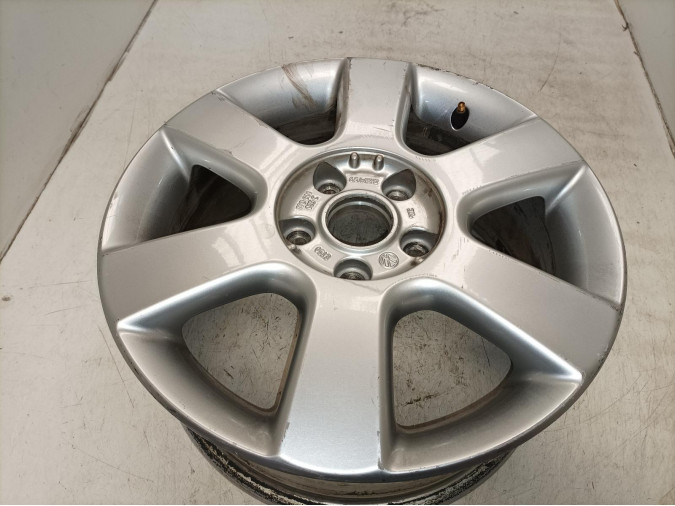 LLANTA SO VOLKSWAGEN GOLF 2009