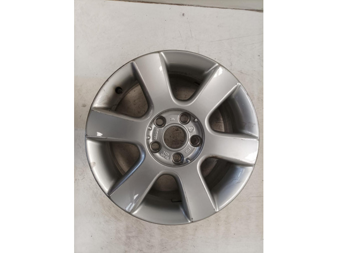 LLANTA SO VOLKSWAGEN GOLF 2009