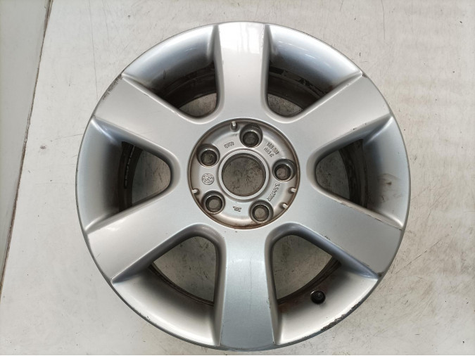 LLANTA SO VOLKSWAGEN GOLF 2009
