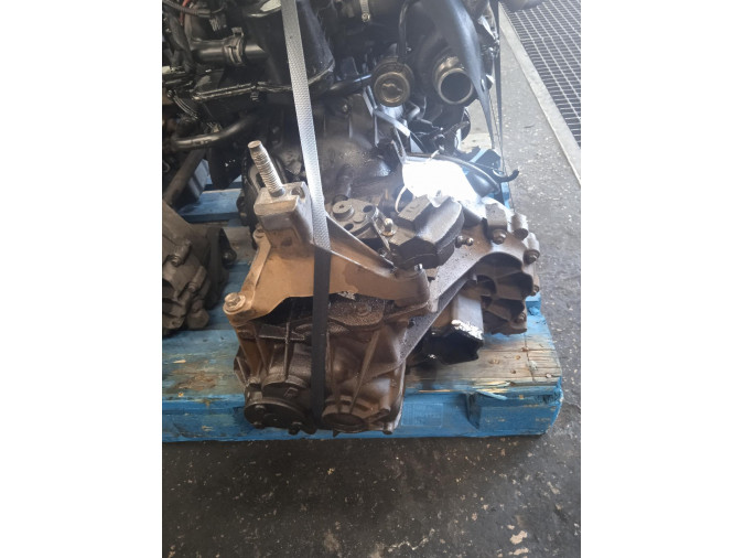 CAJA CAMBIOS FORD TRANSIT CONNECT 2003