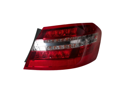 PILOTO TRASERO DERECHO MERCEDES E 250 CDI / BLUETEC 2010