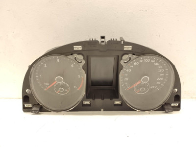 CUADRO INSTRUMENTOS VOLKSWAGEN PASSAT 2013