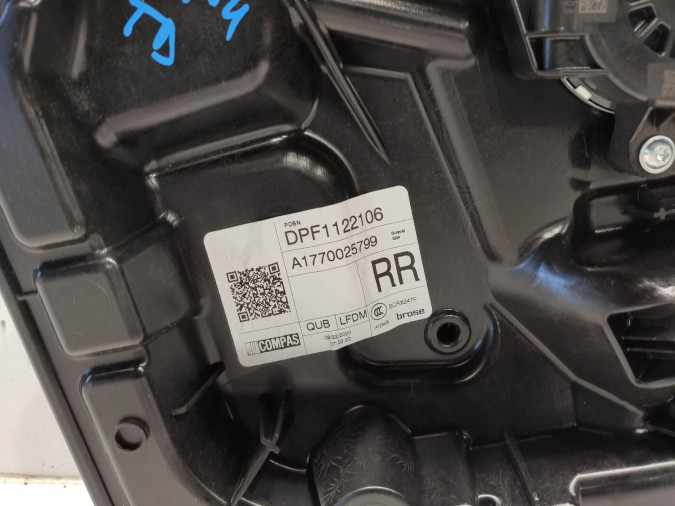 ELEVALUNAS TRASERO DERECHO MERCEDES 2021