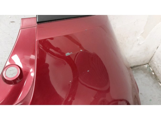 PARAGOLPES TRASERO RENAULT CLIO ROJO 2018