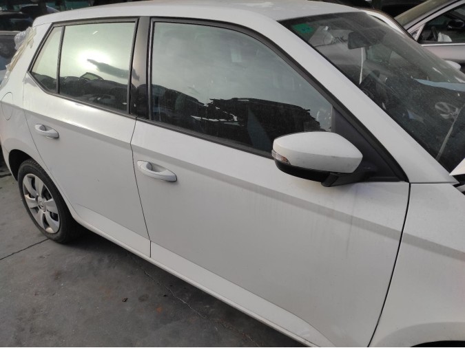 ELEVALUNAS DELANTERO DERECHO SKODA FABIA 2016