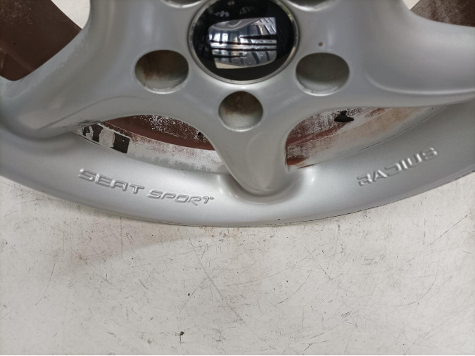LLANTA SO SEAT LEON 2000