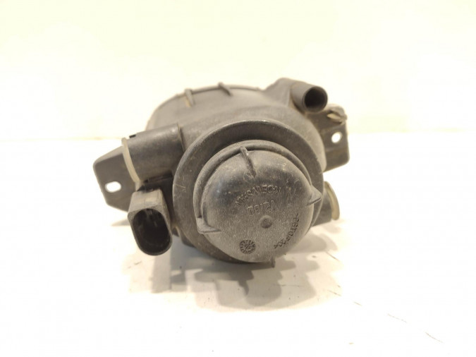 FARO ANTINIEBLA DELANTERO DERECHO CHEVROLET AVEO 2002