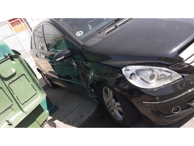 FARO ANTINIEBLA DELANTERO IZQUIERDO MERCEDES B 180 CDI 2007