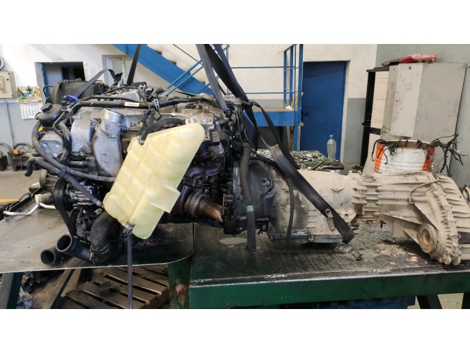 MOTOR CON ACCESORIOS Y CAJA DE CAMBIOS MERCEDES CLASE M