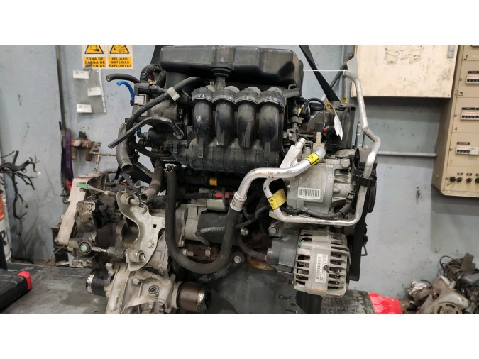 MOTOR CON ACCESORIOS Y CAJA DE CAMBIOS TOYOTA AYGO