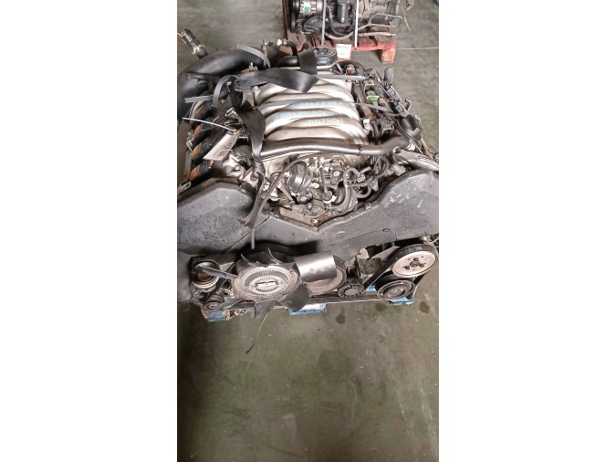 MOTOR  AUDI A8 2000