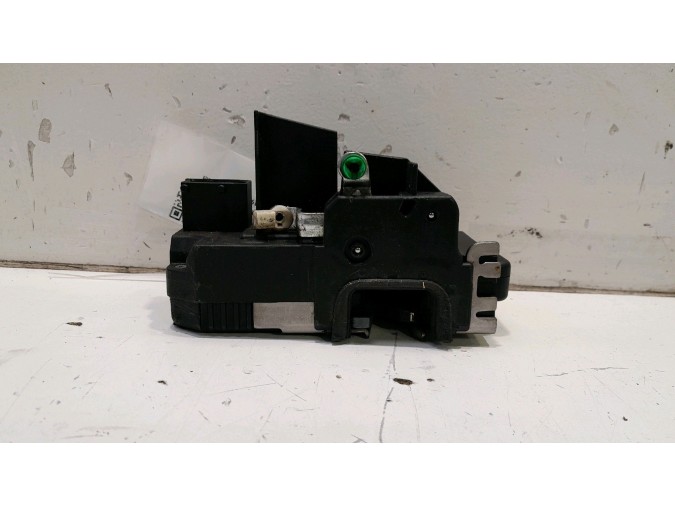 CERRADURA PUERTA DELANTERA IZQUIERDA OPEL VECTRA 1999