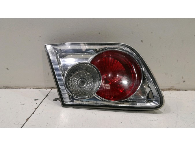 PILOTO TRASERO IZQUIERDO MAZDA 6 2002