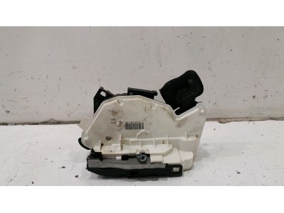 CERRADURA PUERTA TRASERA IZQUIERDA SKODA OCTAVIA 2013