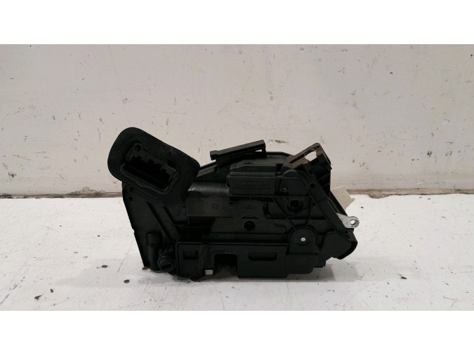 CERRADURA PUERTA TRASERA IZQUIERDA SKODA OCTAVIA 2013