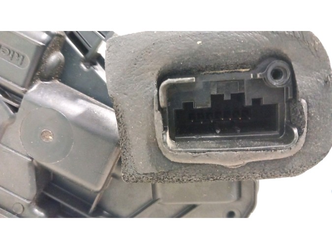 CERRADURA PUERTA TRASERA DERECHA SKODA OCTAVIA 2013