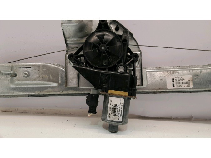 ELEVALUNAS DELANTERO DERECHO PEUGEOT 208 2019