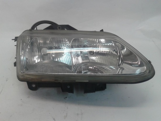 FARO DELANTERO DERECHO RENAULT ESPACE 2002