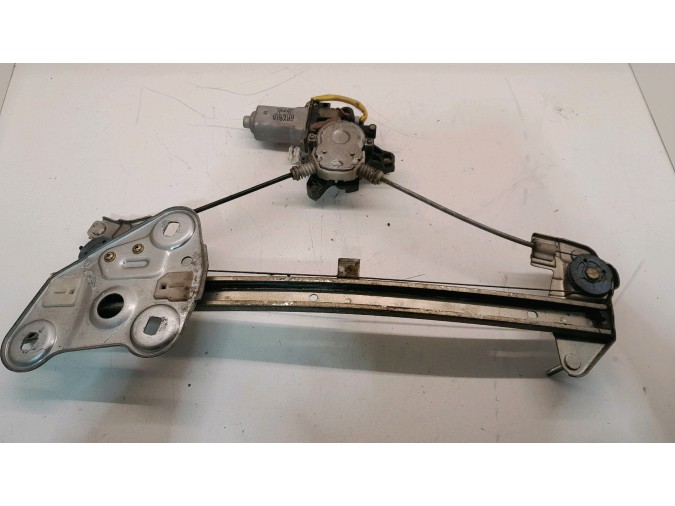 ELEVALUNAS DELANTERO DERECHO TOYOTA CELICIA 2000