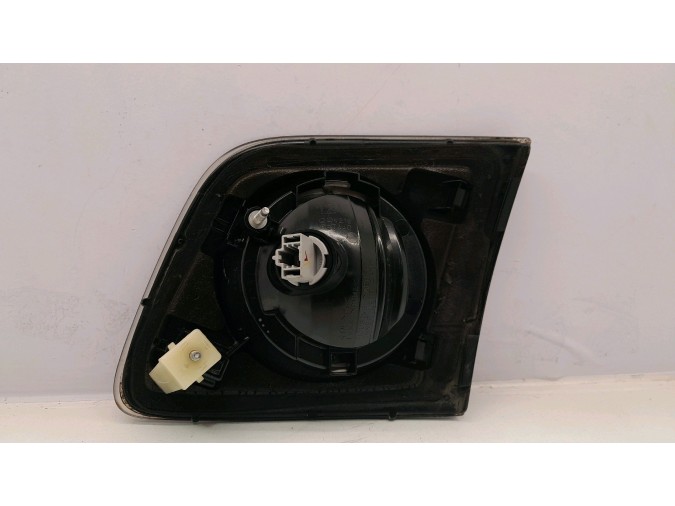 PILOTO TRASERO IZQUIERDO MAZDA 3 2007