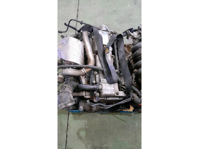 MOTOR CON ACCESORIOS Y CAJA DE CAMBIOS OPEL VECTRA