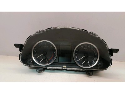 Cuadro instrumentos TOYOTA AURIS 2015