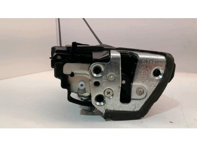 CERRADURA PUERTA TRASERA DERECHA TOYOTA AURIS 2015