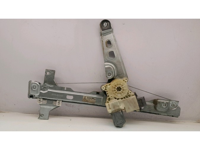 ELEVALUNAS DELANTERO DERECHO PEUGEOT 5008 2009