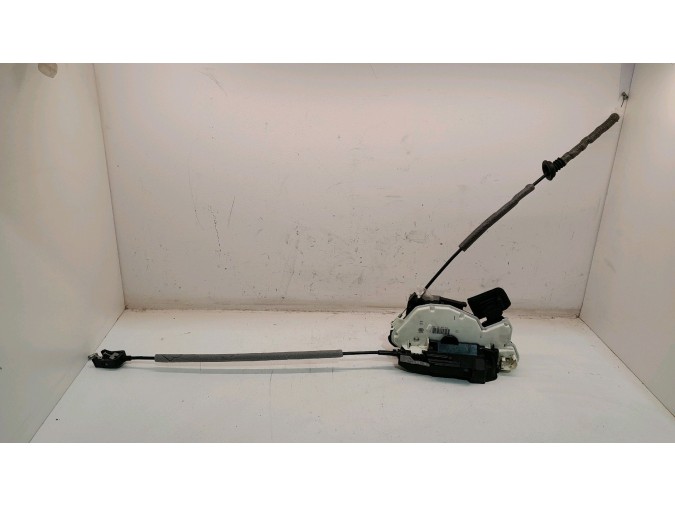 CERRADURA PUERTA DELANTERA IZQUIERDA SEAT TOLEDO 2016
