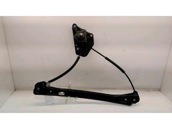 ELEVALUNAS TRASERO IZQUIERDO SEAT TOLEDO 2016