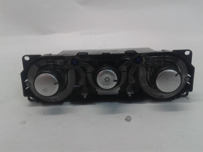 MANDO CALEFACCIÓN MITSUBISHI OUTLANDER 2003