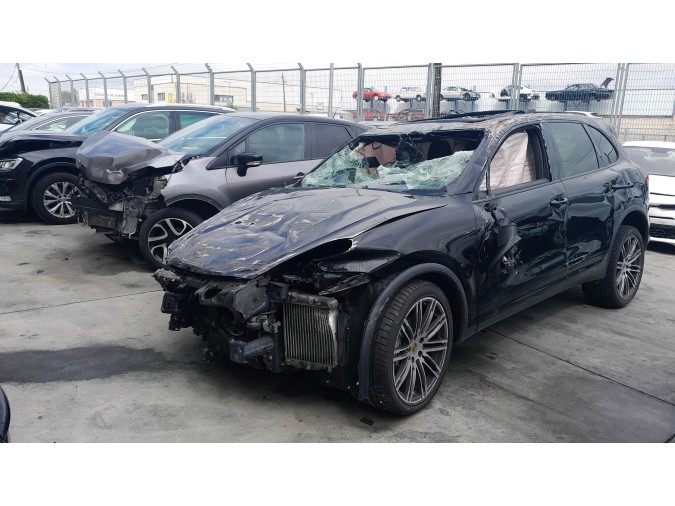 RECUBRIM.PISO CARGA PORSCHE CAYENNE 2014