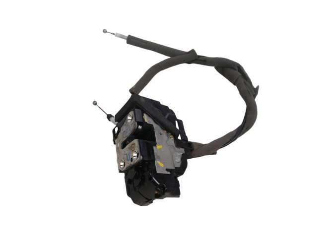 CERRADURA PUERTA  DELANTERA IZQUIERDA NISSAN PULSAR 2015