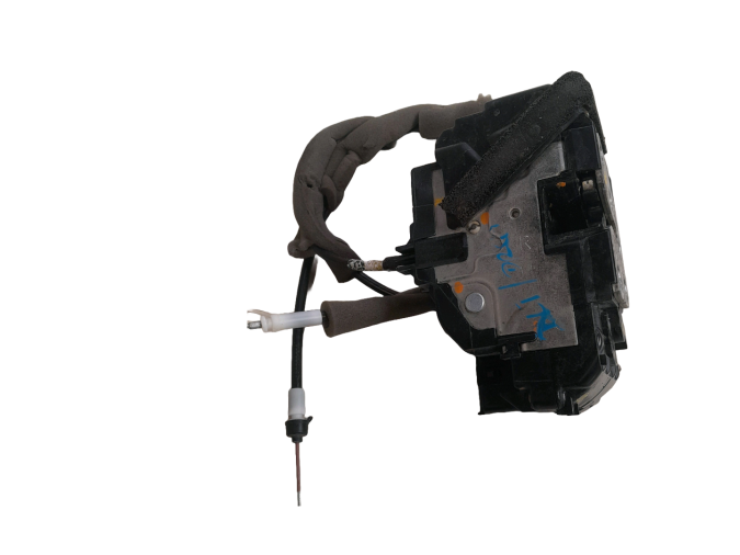 CERRADURA PUERTA  DELANTERA DERECHA NISSAN PULSAR 2015