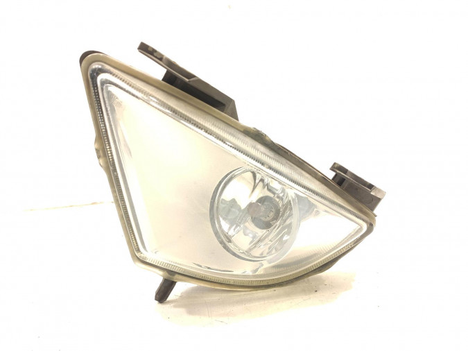 FARO ANTINIEBLA DELANTERO DERECHO FORD FIESTA 2004