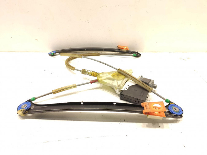ELEVALUNAS DELANTERO DERECHO AUDI A4 2004