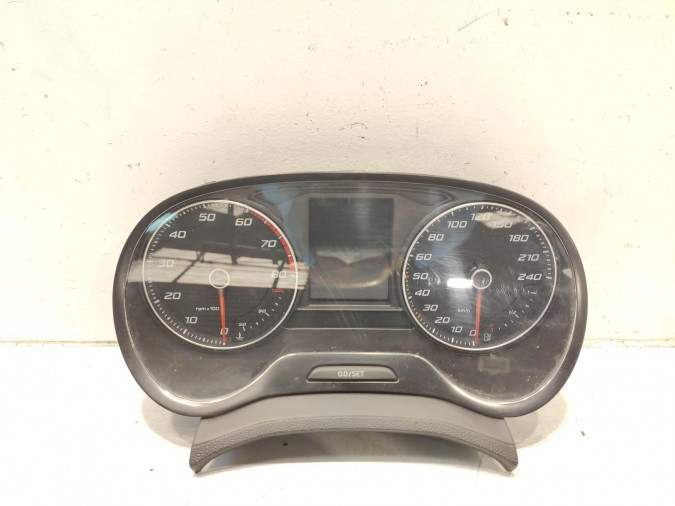 CUADRO INSTRUMENTOS SEAT IBIZA 2015