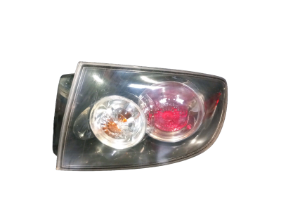PILOTO TRASERO DERECHO EXTERIOR MAZDA 3 2008