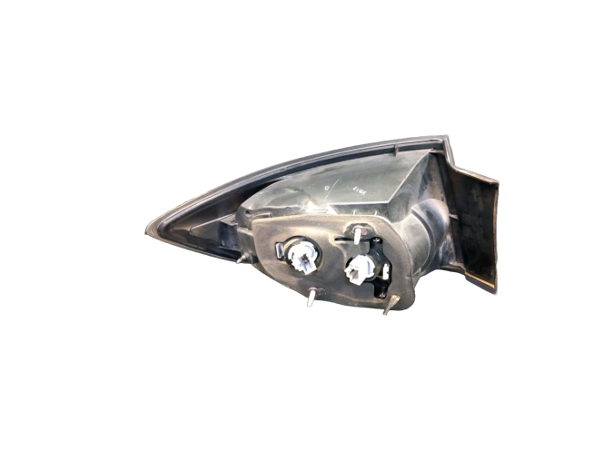 PILOTO TRASERO DERECHO EXTERIOR MAZDA 3 2008