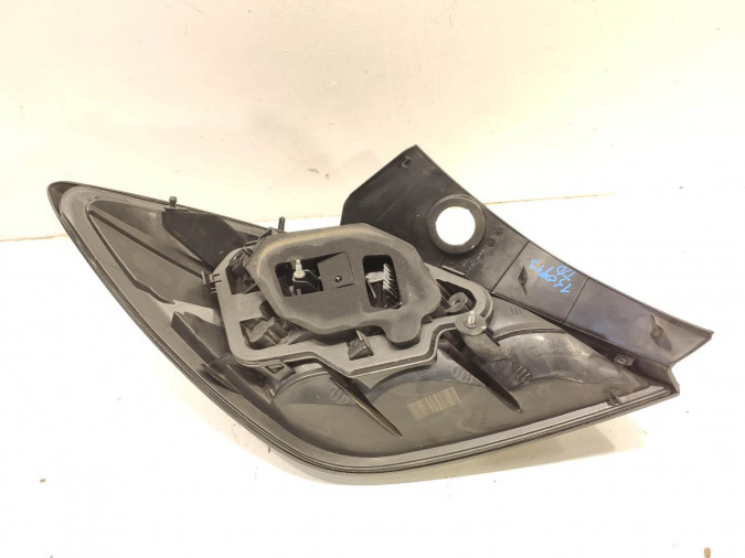 PILOTO TRASERO DERECHO OPEL ASTRA 2006