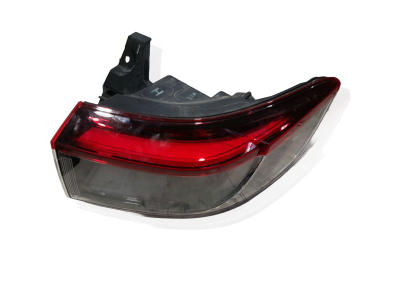 PILOTO EXTERIOR TRASERO DERECHO HONDA HR-V 2022