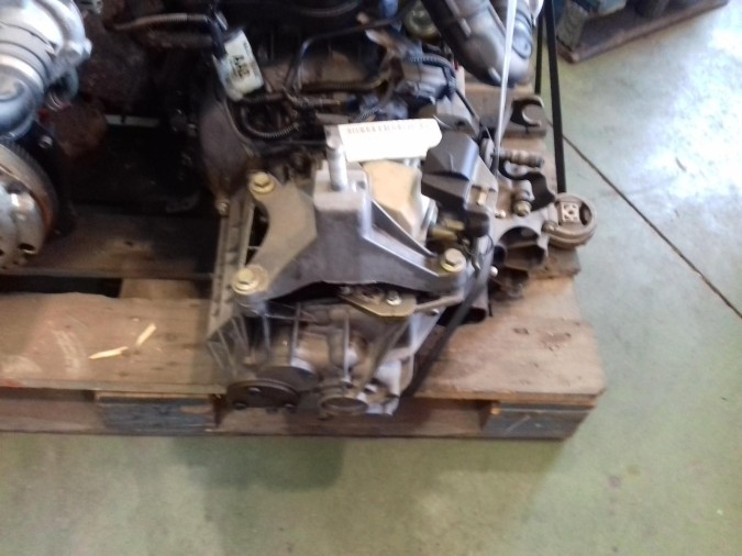 CAJA CAMBIOS FORD FOCUS 2000
