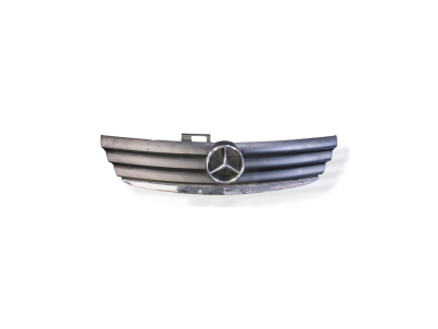 REJILLA DELANTERA MERCEDES A 150 2005