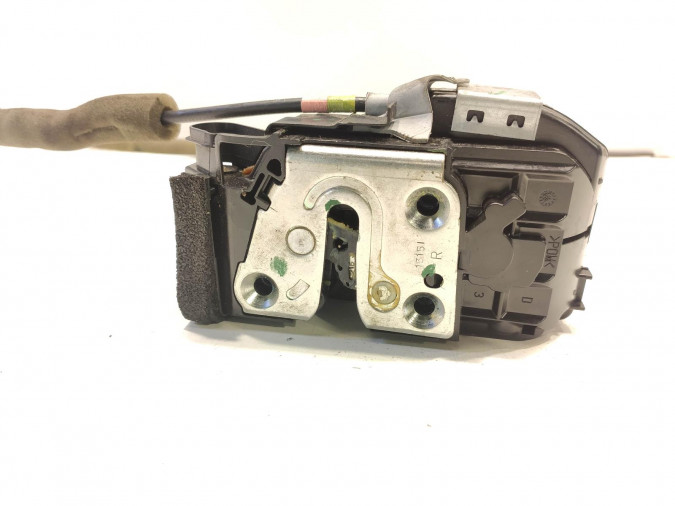 CERRADURA PUERTA DELANTERA DERECHA NISSAN NOTE 2015