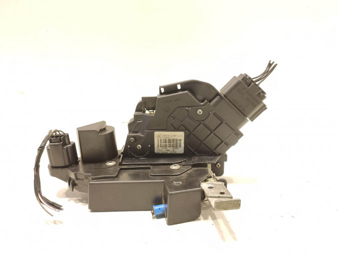 CERRADURA PUERTA DELANTERA DERECHA FORD MONDEO 2011