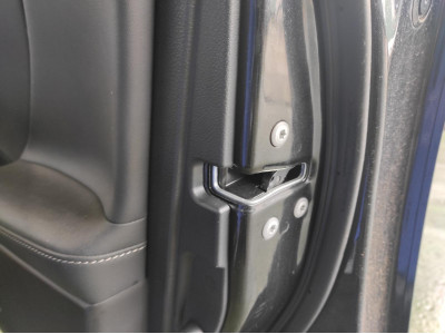 CERRADURA PUERTA DELANTERA DERECHA LEXUS IS SERIES 2015