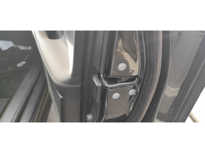 CERRADURA PUERTA DELANTERA DERECHA LEXUS IS SERIES 2015