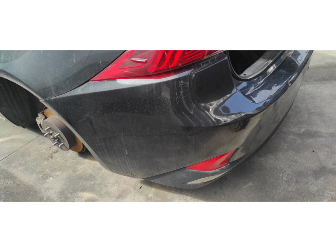 PARAGOLPES TRASERO LEXUS IS SERIES 2015