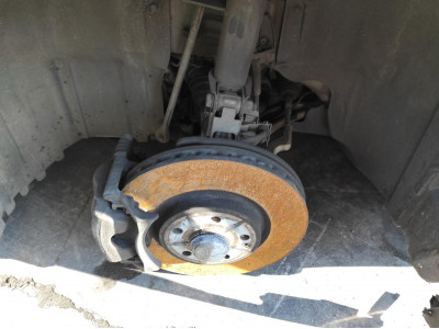 TRAPECIO INFERIOR DELANTERO IZQUIERDO INFINITI QX30 2019
