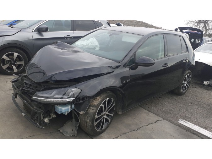 RECUBRIM.MALETERO VOLKSWAGEN GOLF 2013